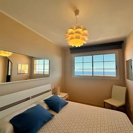 Silent Sunrise On The Ocean *