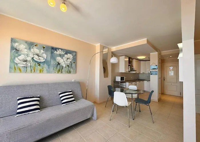 아파트 Silent Sunrise On The Ocean *