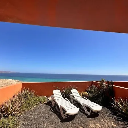 Silent Sunrise On The Ocean アパート *